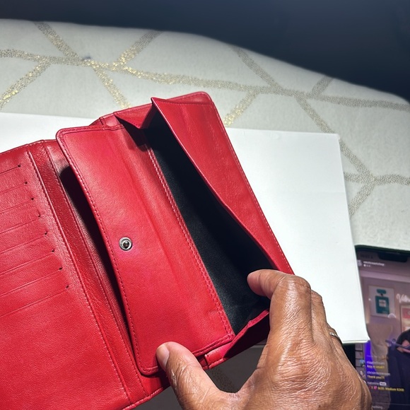 Fire red Chanel with silver hardware - Picture 4 of 8